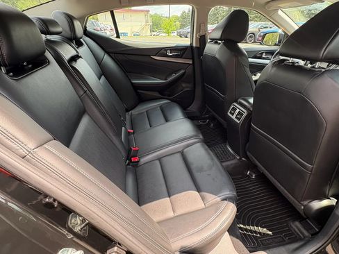 Used 2017 Nissan Maxima 3.5 SV FWD image 26