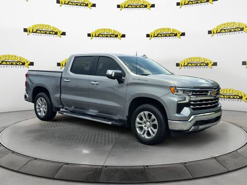 Used 2024 Chevrolet Silverado 1500 LTZ AWD/4WD image 7