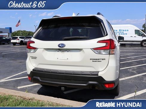Used 2019 Subaru Forester Premium AWD/4WD image 20