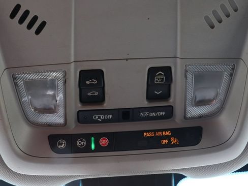 Used 2022 Chevrolet Equinox LT FWD image 26
