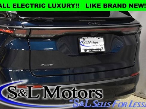 Used 2025 Jeep Wagoneer S Limited image 7