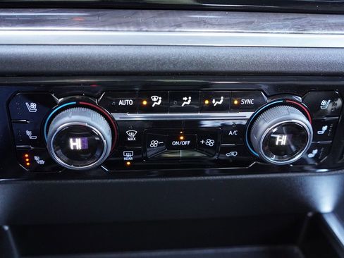 Certified 2023 Chevrolet Silverado 1500 LTZ w/ Z71 Off-Road Package image 27