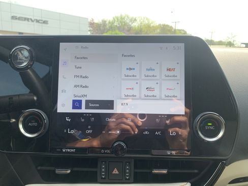 Used 2024 Lexus NX 250 FWD w/ Towing Package (2000 Lbs) image 23