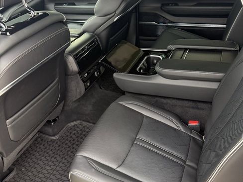 Used 2025 Jeep Grand Wagoneer L Series II Obsidian w/ Quick Order Packagew 28T image 7