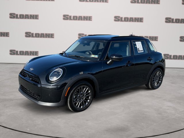 Used 2026 MINI Cooper 4-Door Hardtop FWD image 1