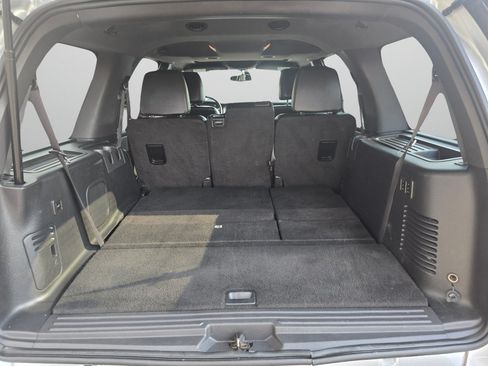 Used 2014 Ford Expedition Limited w/ Equipment Group 301A AWD/4WD image 21