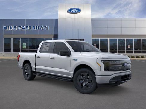 New 2025 Ford F150 Lightning Flash image 7