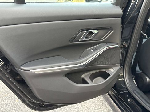 Certified 2025 BMW 330i xDrive Sedan w/ Convenience Package image 12