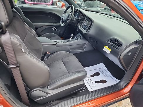New 2023 Dodge Challenger R/T w/ T/A Package image 31