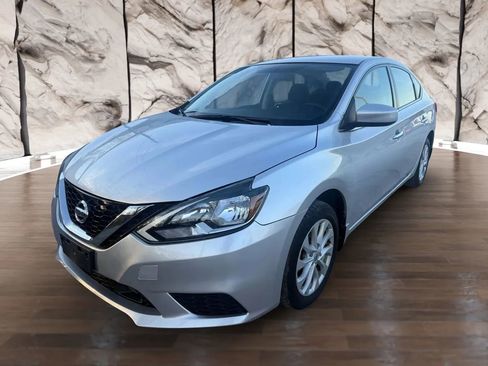 Used 2019 Nissan Sentra SV image 1