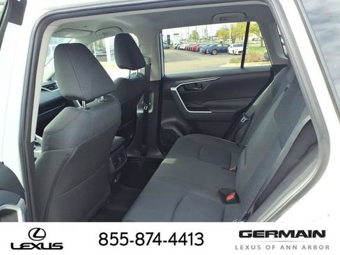 Used 2025 Toyota RAV4 LE AWD/4WD image 11