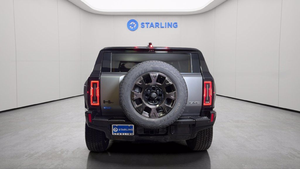 Certified 2026 GMC Hummer EV 3X w/ Carbon Fiber Edition Package AWD/4WD image 7