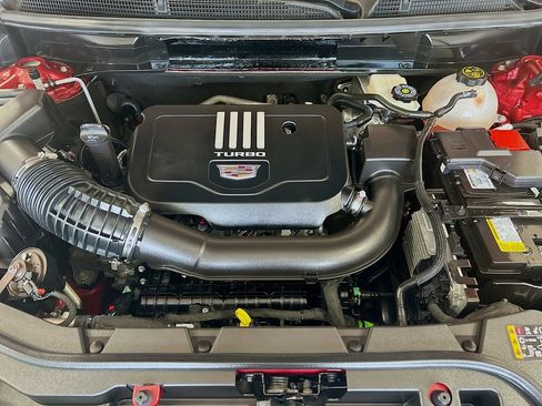 Used 2023 Cadillac XT5 Luxury w/ LPO, Floor Liner Package FWD image 28