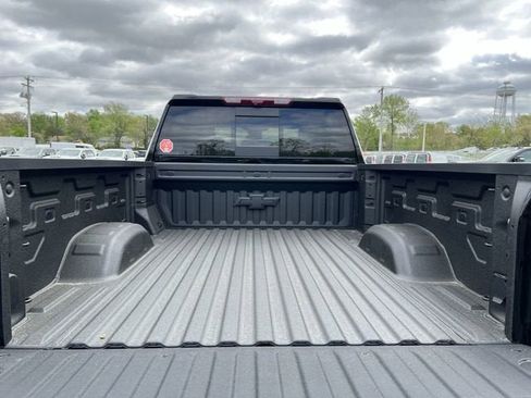 New 2026 Chevrolet Silverado 2500 ZR2 AWD/4WD image 27