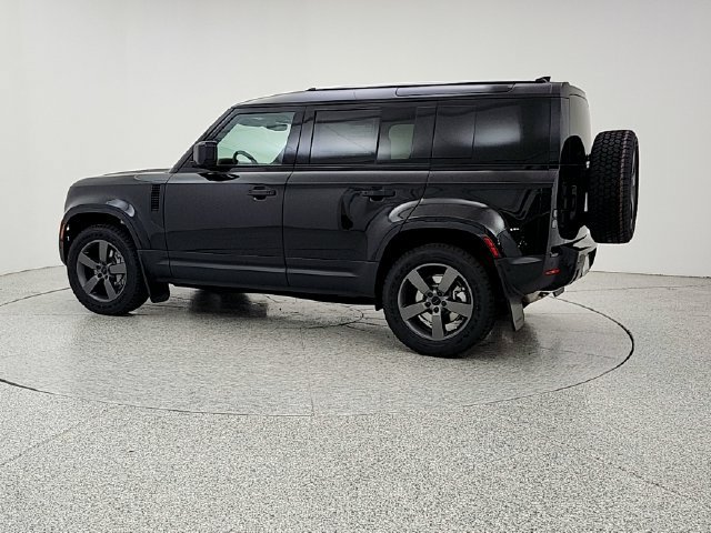 New 2026 Land Rover Defender 110 S AWD/4WD image 7
