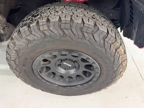 Used 2023 Toyota Tacoma TRD Pro AWD/4WD image 7