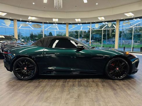 Used 2016 Jaguar F-TYPE R image 6