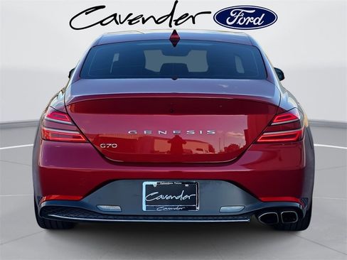 Used 2023 Genesis G70 2.0T image 6