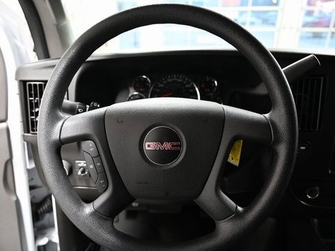 Used 2019 GMC Savana 2500 w/ Driver Convenience Package image 18