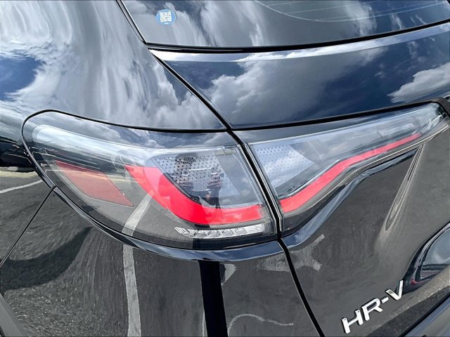 Used 2024 Honda HR-V LX image 29