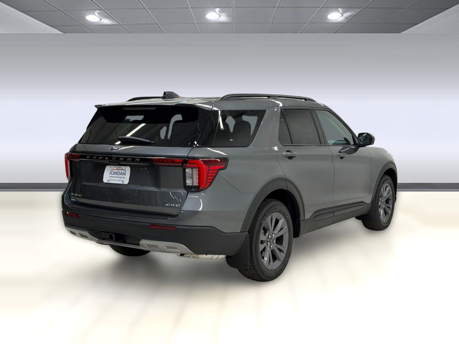 New 2026 Ford Explorer Active w/ Active Comfort Package AWD/4WD image 6