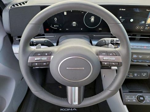 Used 2024 Hyundai Kona Limited FWD image 22