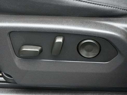 Used 2024 Chevrolet Silverado 1500 LT Trail Boss w/ LT Trail Boss Premium Package image 9