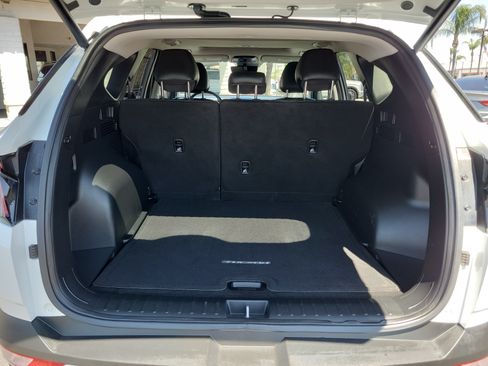 Certified 2023 Hyundai Tucson SEL w/ Convenience Package AWD/4WD image 28