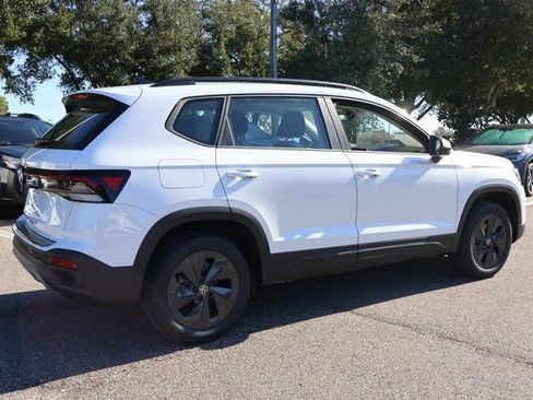 Used 2026 Volkswagen Taos S image 7