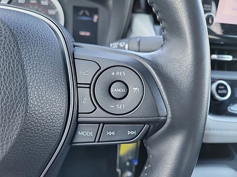 Used 2022 Toyota Corolla SE image 19