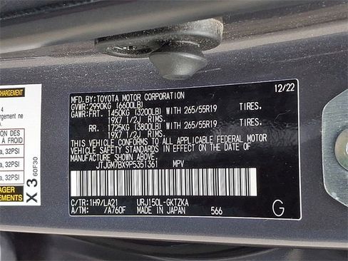 Used 2023 Lexus GX 460 Luxury w/ Sport Design Package AWD/4WD image 26