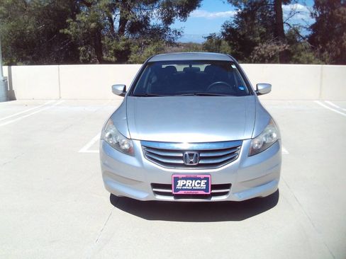 Used 2012 Honda Accord SE image 2