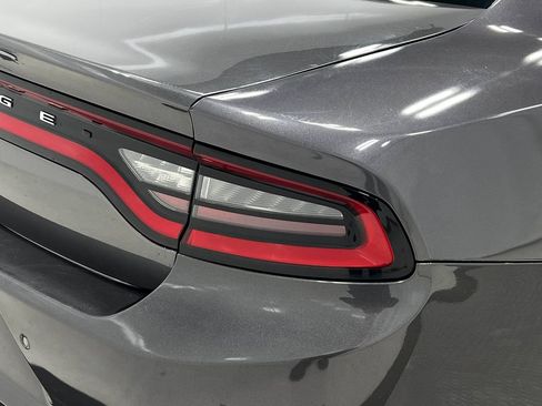 Used 2022 Dodge Charger SXT AWD/4WD image 35