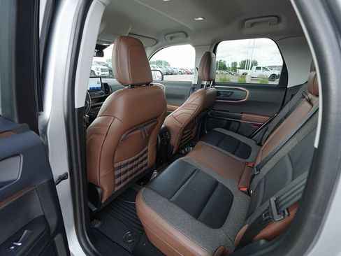 Used 2021 Ford Bronco Sport Outer Banks AWD/4WD image 18