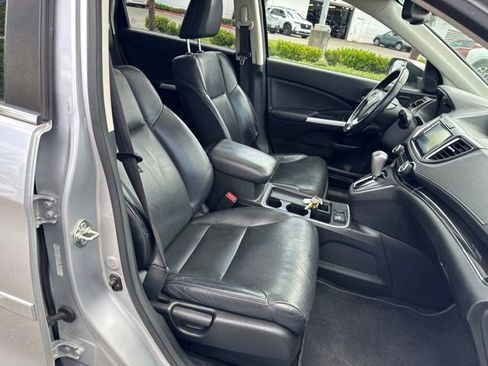 Used 2016 Honda CR-V Touring image 10