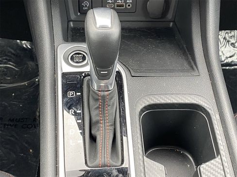 Certified 2025 Nissan Sentra SR image 9