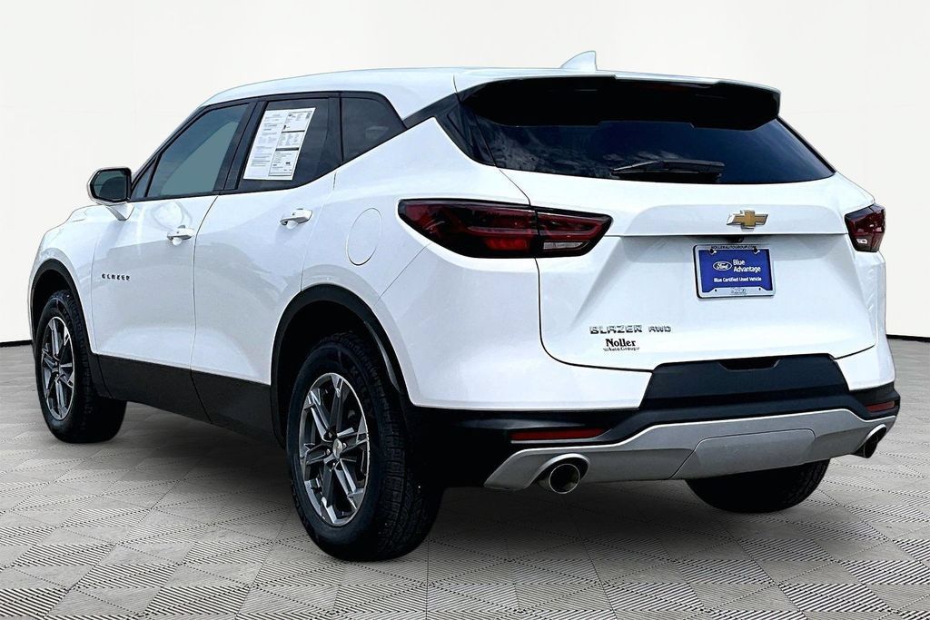 Used 2025 Chevrolet Blazer LT AWD/4WD image 13