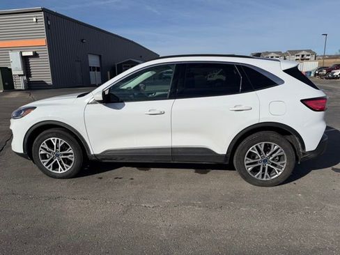 Used 2022 Ford Escape SEL image 4