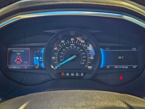 Used 2021 Ford Edge Titanium w/ Class II Trailer Tow Package image 17