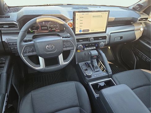 Used 2026 Toyota 4Runner TRD Off-Road Premium w/ Tow Technology Package AWD/4WD image 11