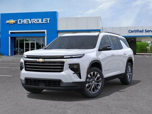 New 2026 Chevrolet Traverse LT w/ Sun and Wheel Package image 6