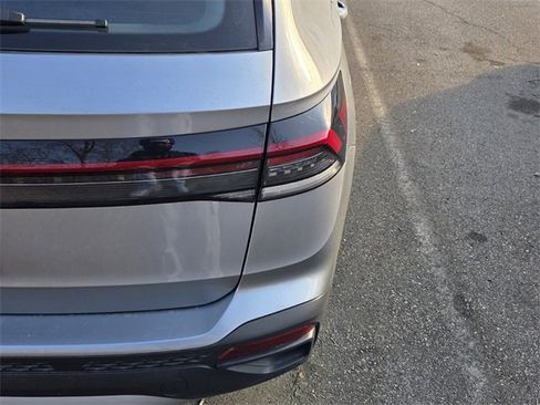 Used 2025 Volkswagen Taos S image 12