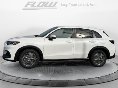 New 2026 Honda HR-V LX image 4