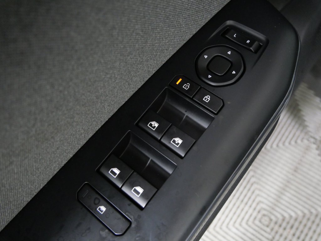 Used 2025 Kia K4 EX FWD image 14