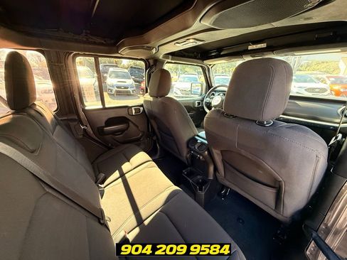 Used 2023 Jeep Wrangler Unlimited Sport AWD/4WD image 35