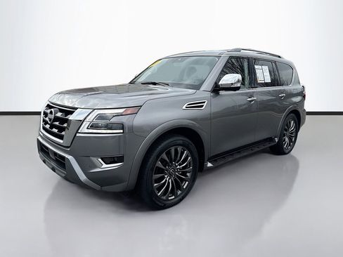 Used 2024 Nissan Armada Platinum w/ Captain's Chairs Package image 3