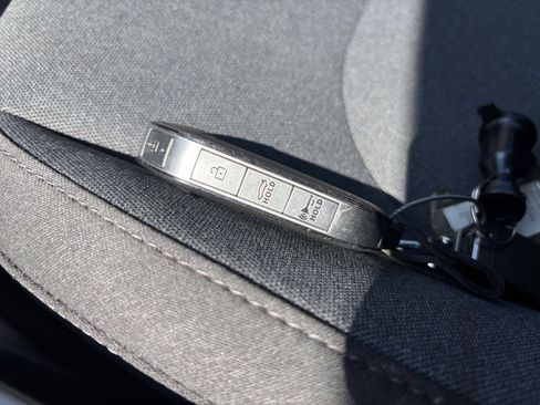 Used 2025 Kia K4 FWD image 22