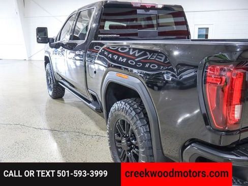 Used 2022 GMC Sierra 2500 Denali w/ Denali Black Diamond Edition image 30