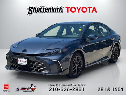 Used 2026 Toyota Camry SE w/ Convenience Package