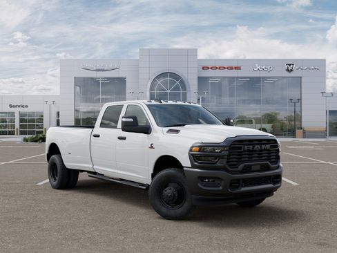 New 2026 RAM 3500 Tradesman AWD/4WD image 5